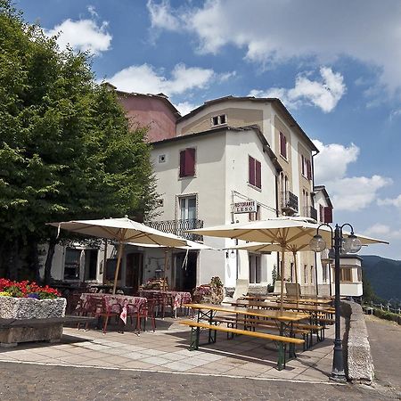 Albergo Ristorante Leso Bosco Chiesanuova Ngoại thất bức ảnh